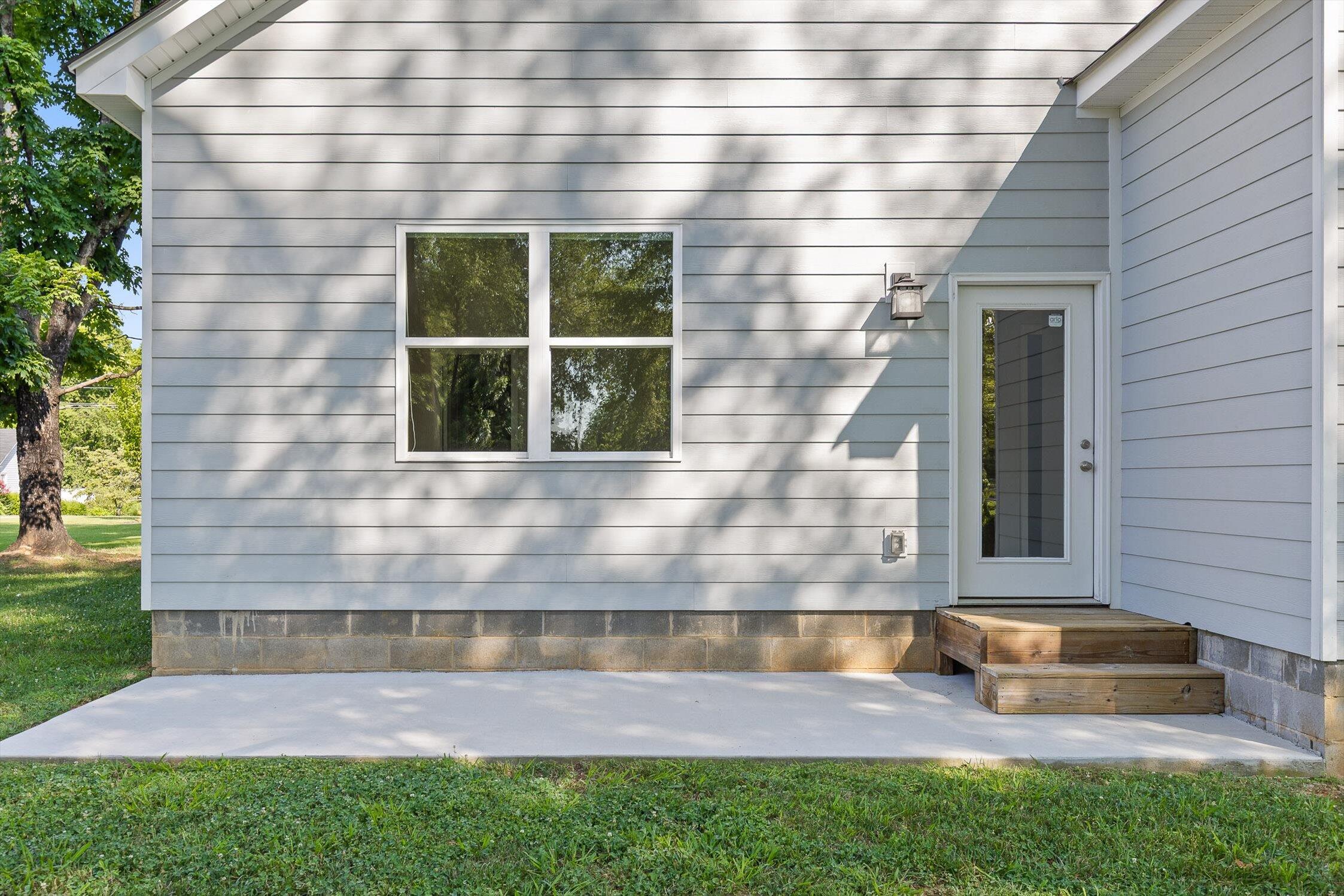 Chattanooga, Tennessee 37411, United States, 3 Bedrooms Bedrooms, ,2 BathroomsBathrooms,Residential,Active,170068