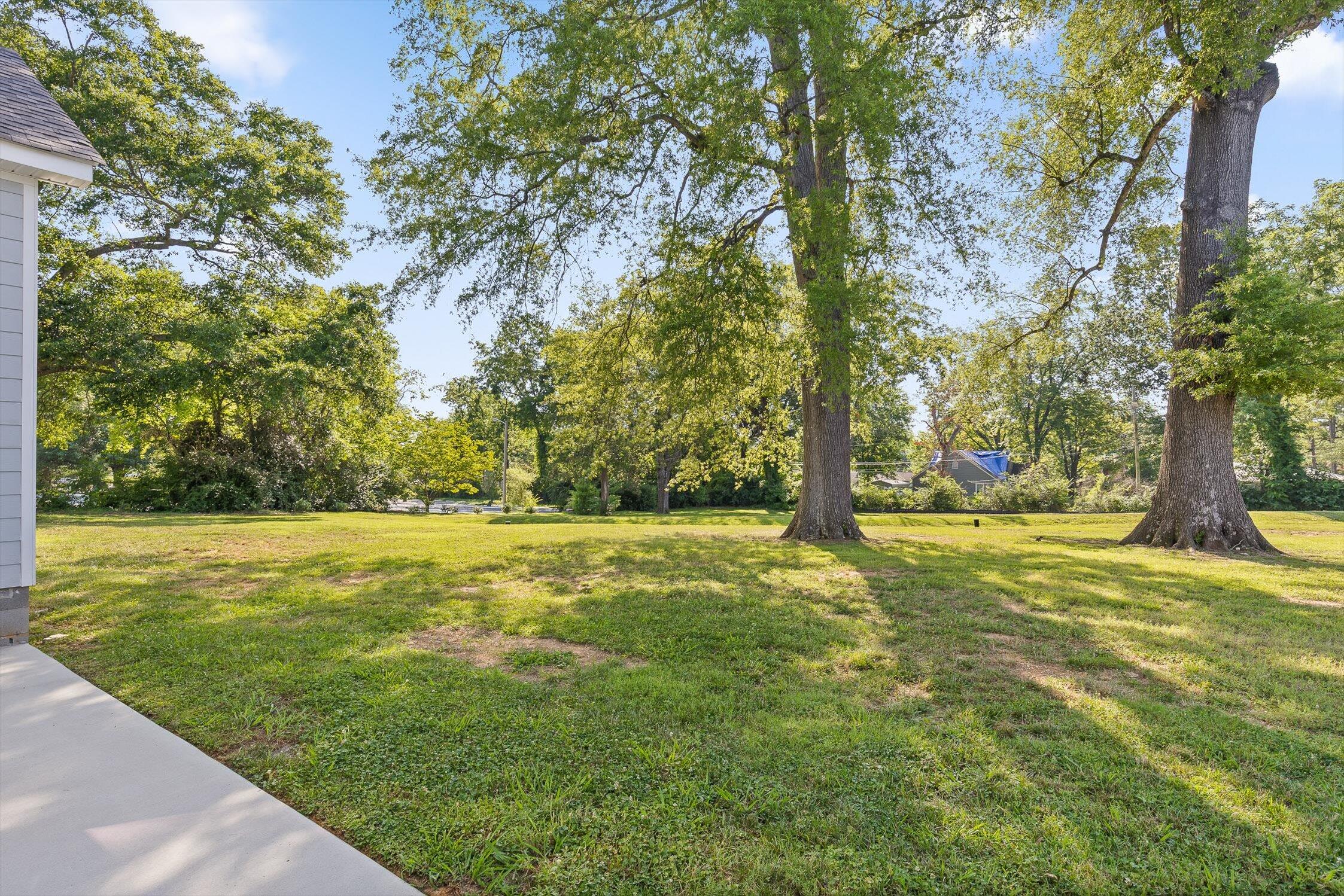 Chattanooga, Tennessee 37411, United States, 3 Bedrooms Bedrooms, ,2 BathroomsBathrooms,Residential,Active,170068