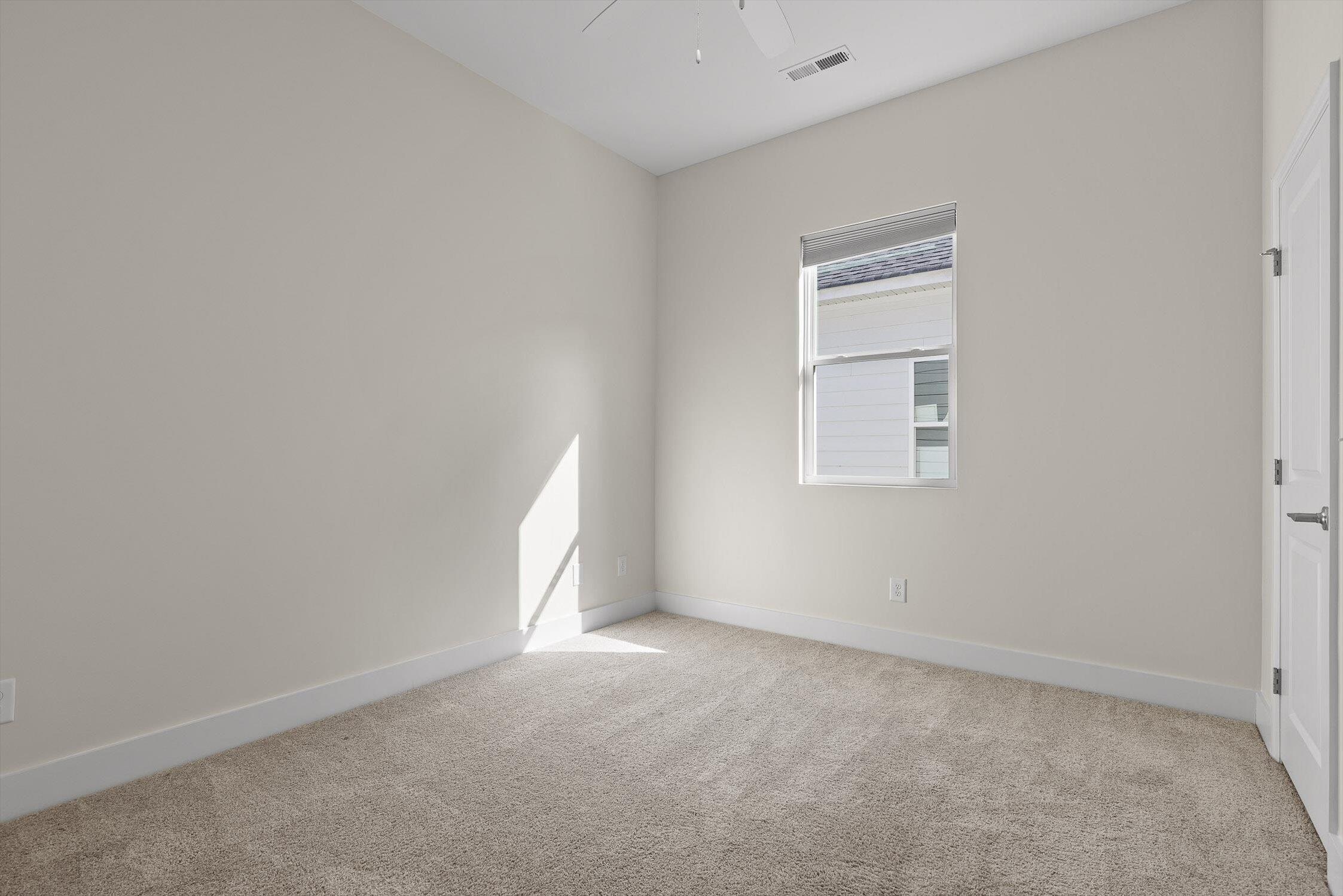 Chattanooga, Tennessee 37411, United States, 3 Bedrooms Bedrooms, ,2 BathroomsBathrooms,Residential,Active,170068