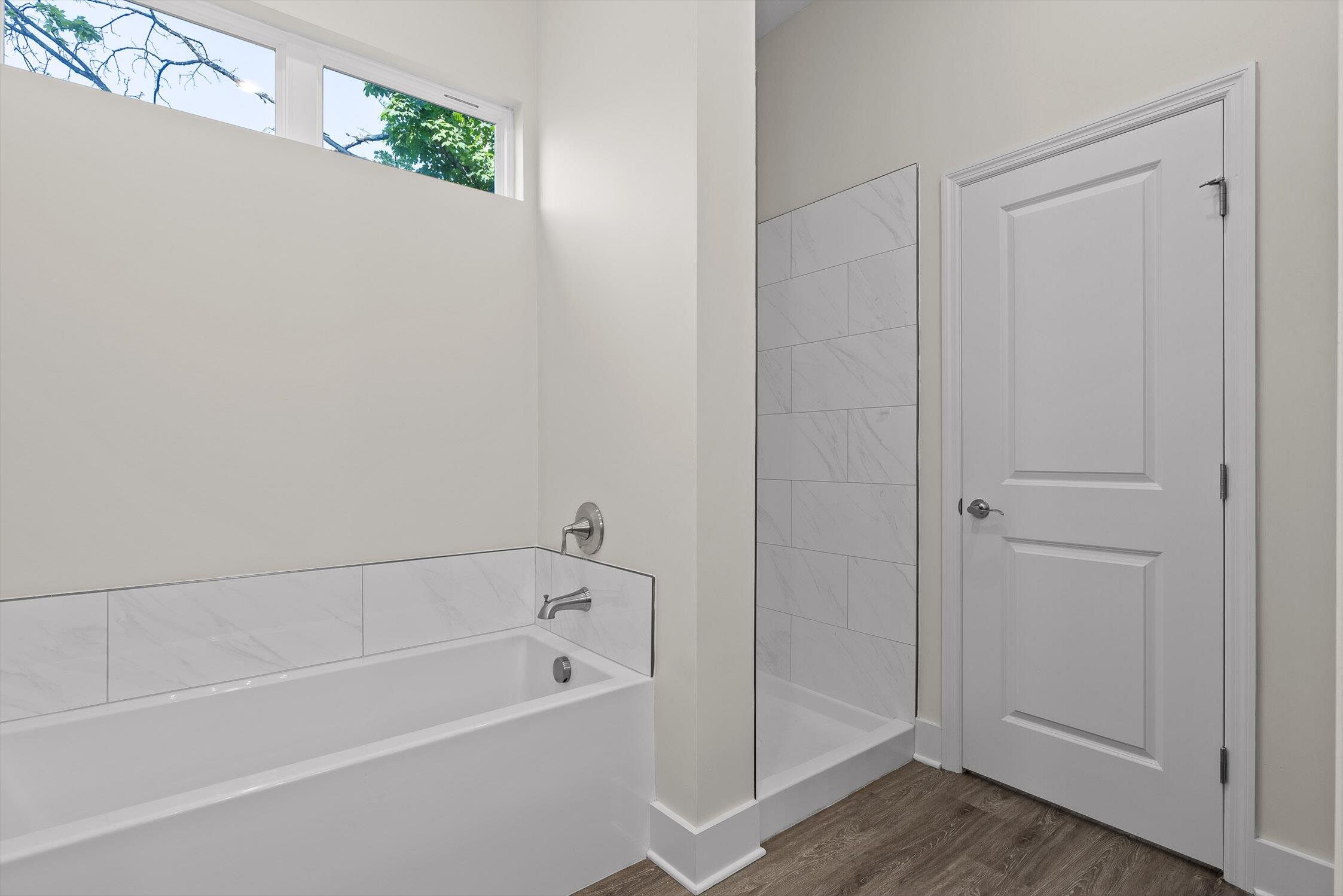 Chattanooga, Tennessee 37411, United States, 3 Bedrooms Bedrooms, ,2 BathroomsBathrooms,Residential,Active,170068