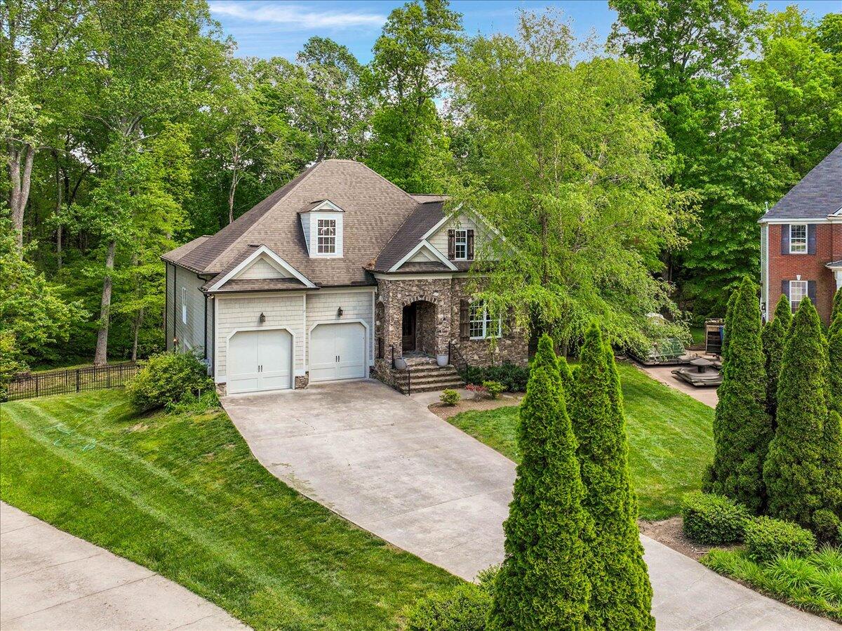2507 Eagle Creek Way, Signal Mountain, Tennessee image 2