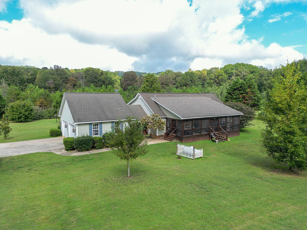 Rising Fawn, Georgia 30738, United States, 3 Bedrooms Bedrooms, ,3 BathroomsBathrooms,Residential,Active,220647