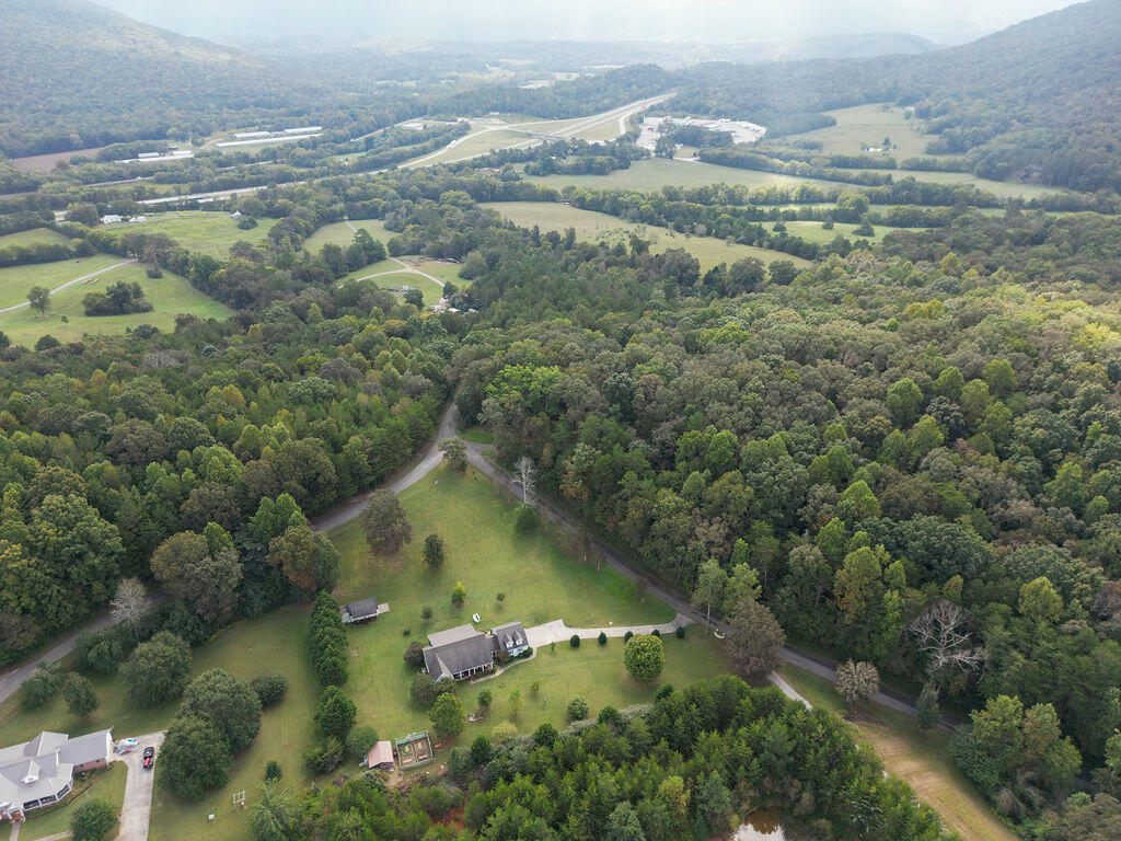 Rising Fawn, Georgia 30738, United States, 3 Bedrooms Bedrooms, ,3 BathroomsBathrooms,Residential,Active,220647