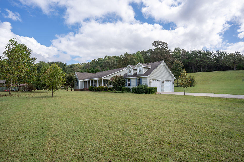 Rising Fawn, Georgia 30738, United States, 3 Bedrooms Bedrooms, ,3 BathroomsBathrooms,Residential,Active,220647
