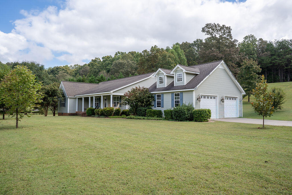 Rising Fawn, Georgia 30738, United States, 3 Bedrooms Bedrooms, ,3 BathroomsBathrooms,Residential,Active,220647