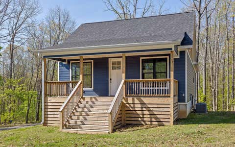 Photo of 220 Progress Drive, Signal Mountain, TN 37377 (MLS # 1538134)