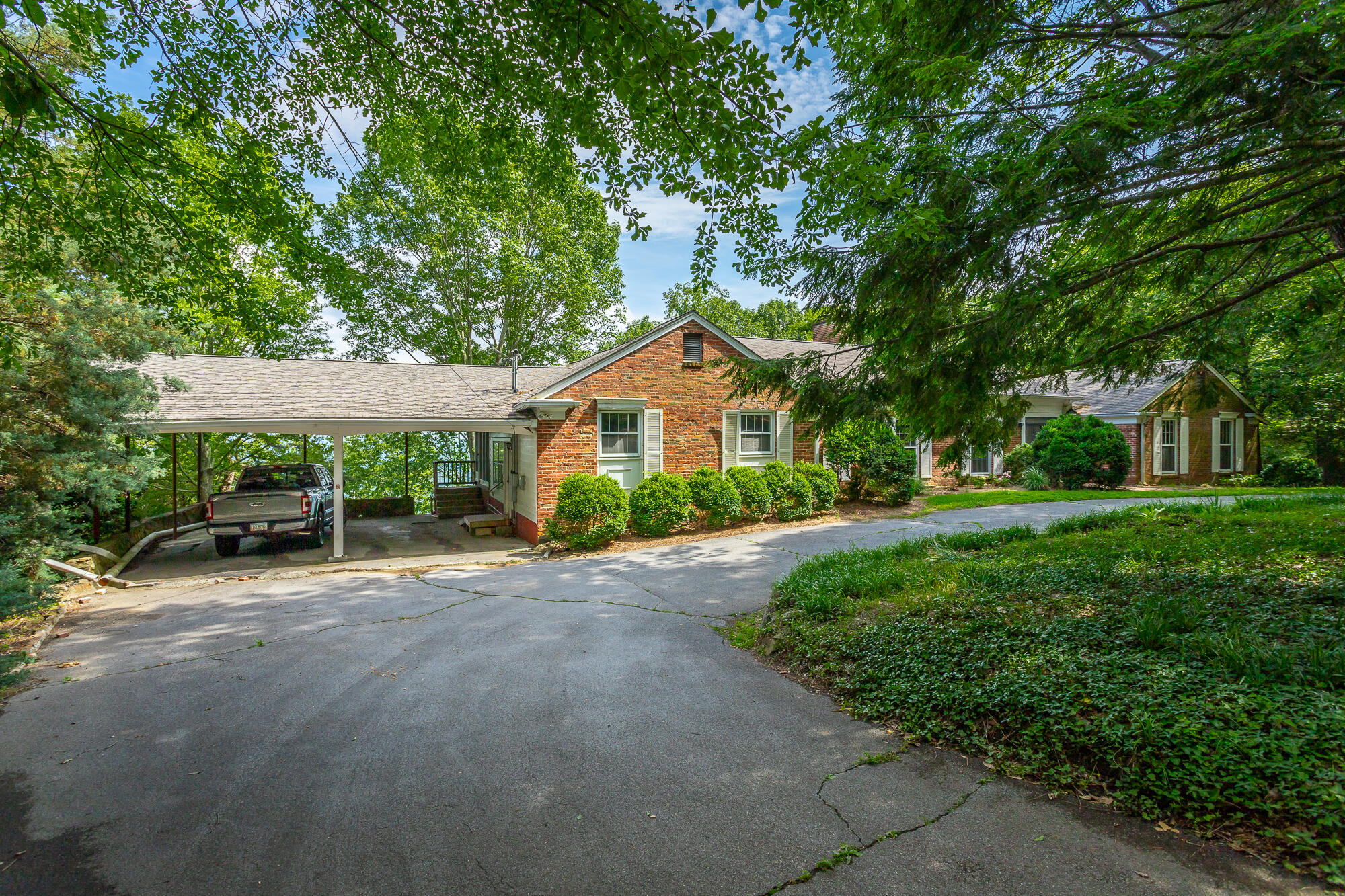1613 Fairy Dell Trail, Lookout Mountain, Georgia image 6