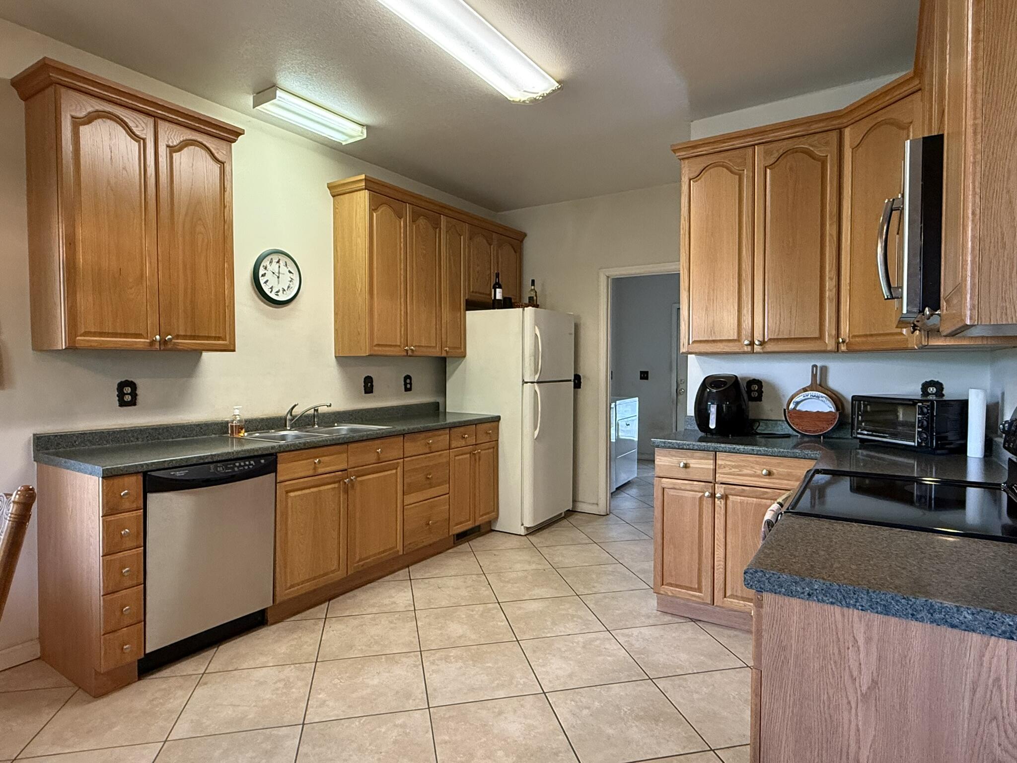 614 Pike Drive, Trenton, Georgia image 9