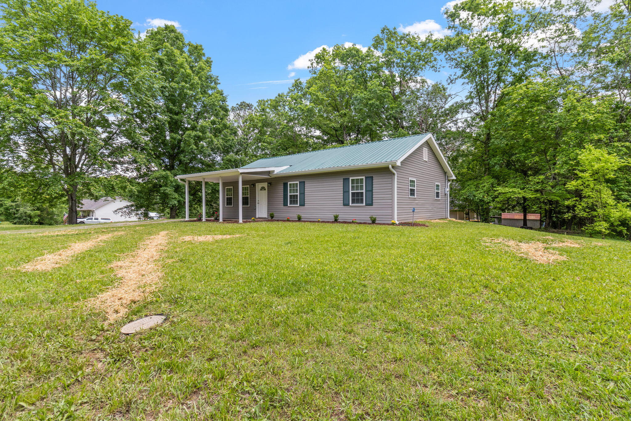 631 Millbrook Circle, Cleveland, Tennessee image 4