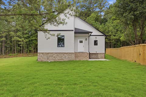 Photo of 133 Washington Street, Dalton, GA 30721 (MLS # 1540130)