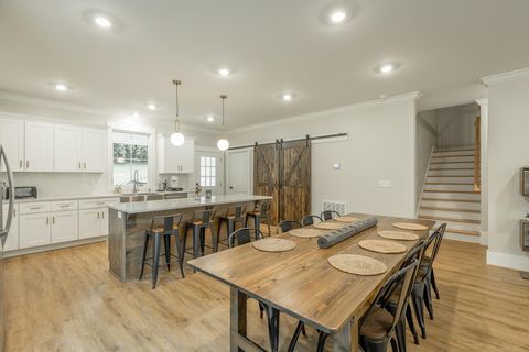 Tiny photo for 1150 Old Pineville Road, Chattanooga, TN 37405 (MLS # 1524132)