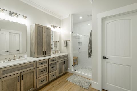 Tiny photo for 1150 Old Pineville Road, Chattanooga, TN 37405 (MLS # 1524132)