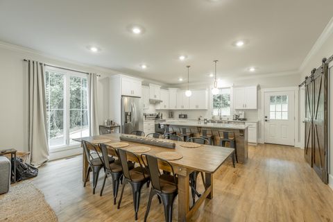 Tiny photo for 1150 Old Pineville Road, Chattanooga, TN 37405 (MLS # 1524132)