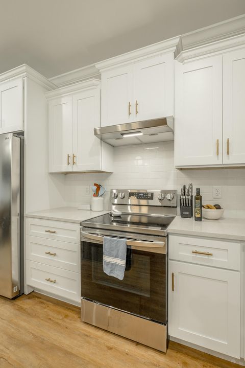 Tiny photo for 1150 Old Pineville Road, Chattanooga, TN 37405 (MLS # 1524132)