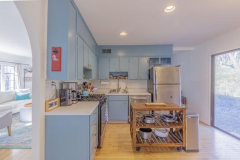 Tiny photo for 831 Texas Avenue, Signal Mountain, TN 37377 (MLS # 1526757)