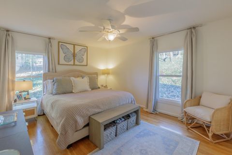 Tiny photo for 831 Texas Avenue, Signal Mountain, TN 37377 (MLS # 1526757)