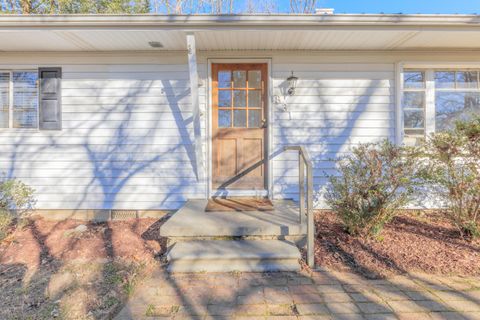 Tiny photo for 831 Texas Avenue, Signal Mountain, TN 37377 (MLS # 1526757)