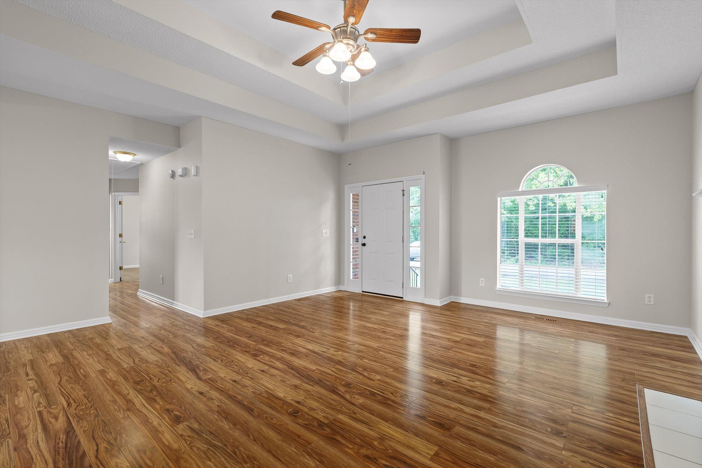 8225 W Lakeside Circle, Hixson, Tennessee image 9