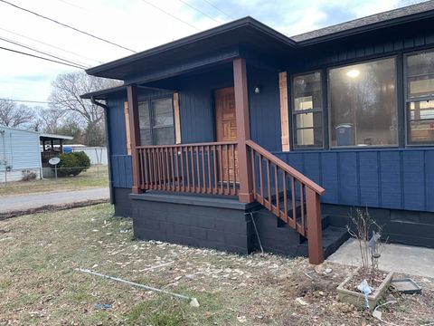 Homes For Sale - 86 Nituna Avenue<br/> Rossville, GA 30741