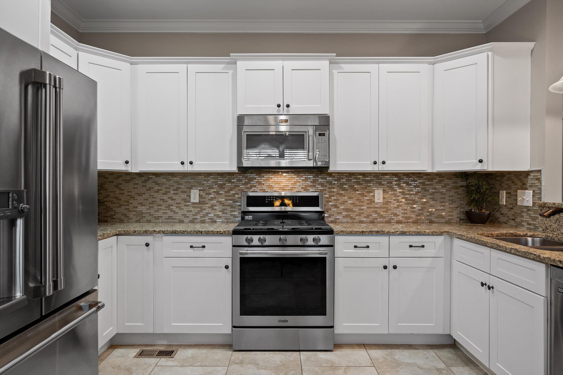 7976 Frostwood Lane, Ooltewah, Tennessee image 17