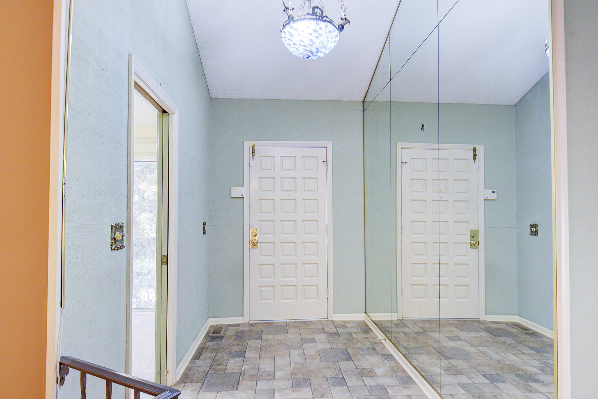 5851 N Park Road, Hixson, Tennessee image 2