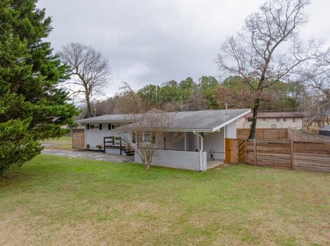 Photo of 1329 Highland Way, Hixson, TN 37343 (MLS # 1524787)