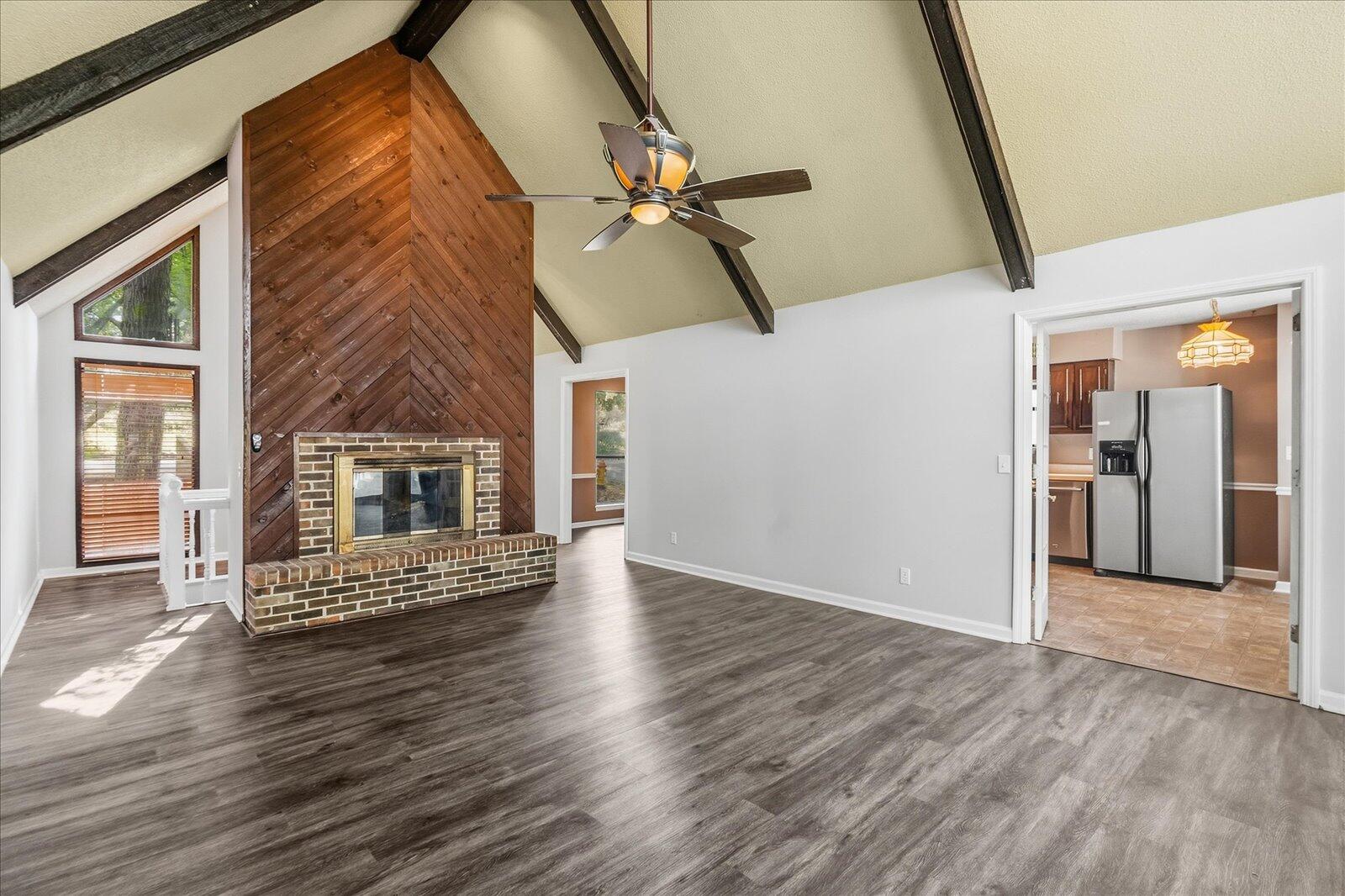 6822 Hampton Wood Circle
