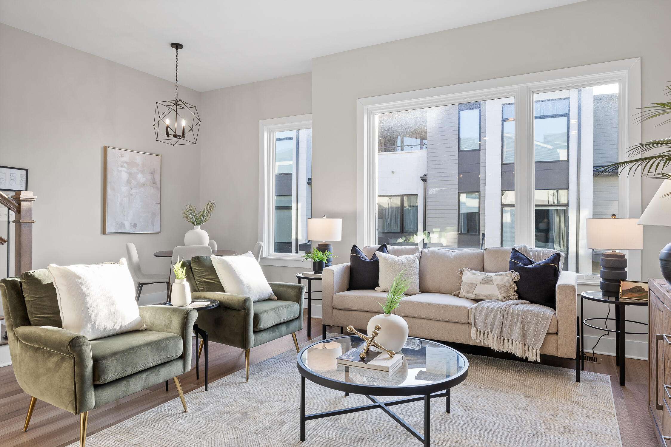 Chattanooga, Tennessee 37408, United States, 2 Bedrooms Bedrooms, ,2 BathroomsBathrooms,Residential,Active,208730