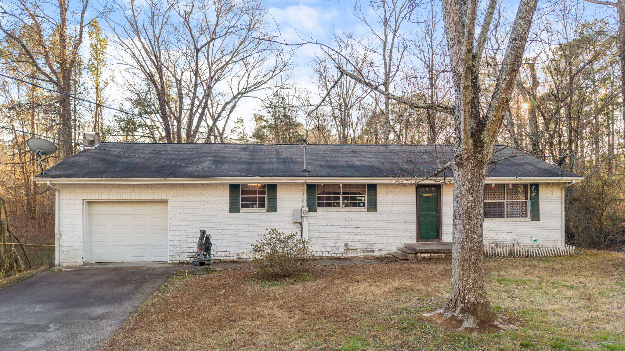 492 Green Shadow Road SE