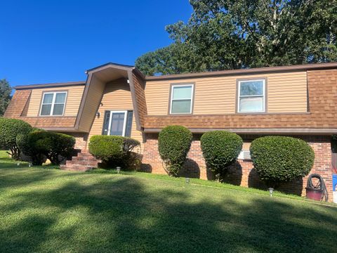 Photo of 2288 Edgmon Forest Lane, Chattanooga, TN 37421 (MLS # 1532837)