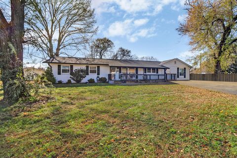 Homes For Sale - 3100 Walnoaks Road<br/> Knox County, Knoxville, TN 37921