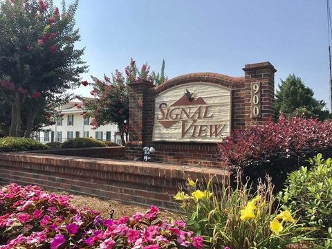 Photo of 900 Mountain Creek Road, Chattanooga, TN 37405 (MLS # 1522595)