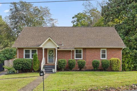 Photo of 109 E Meadowbrook Drive, Chattanooga, TN 37415 (MLS # 1521435)