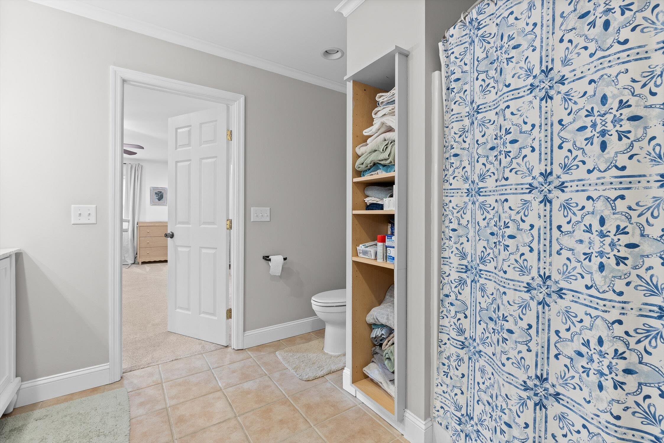 Chattanooga, Tennessee 37415, United States, 4 Bedrooms Bedrooms, ,2 BathroomsBathrooms,Residential,Active,224842