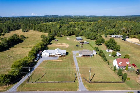 Mobile Home For Sale - 4583/4589 Crow Road<br/> Dalton, GA 30721