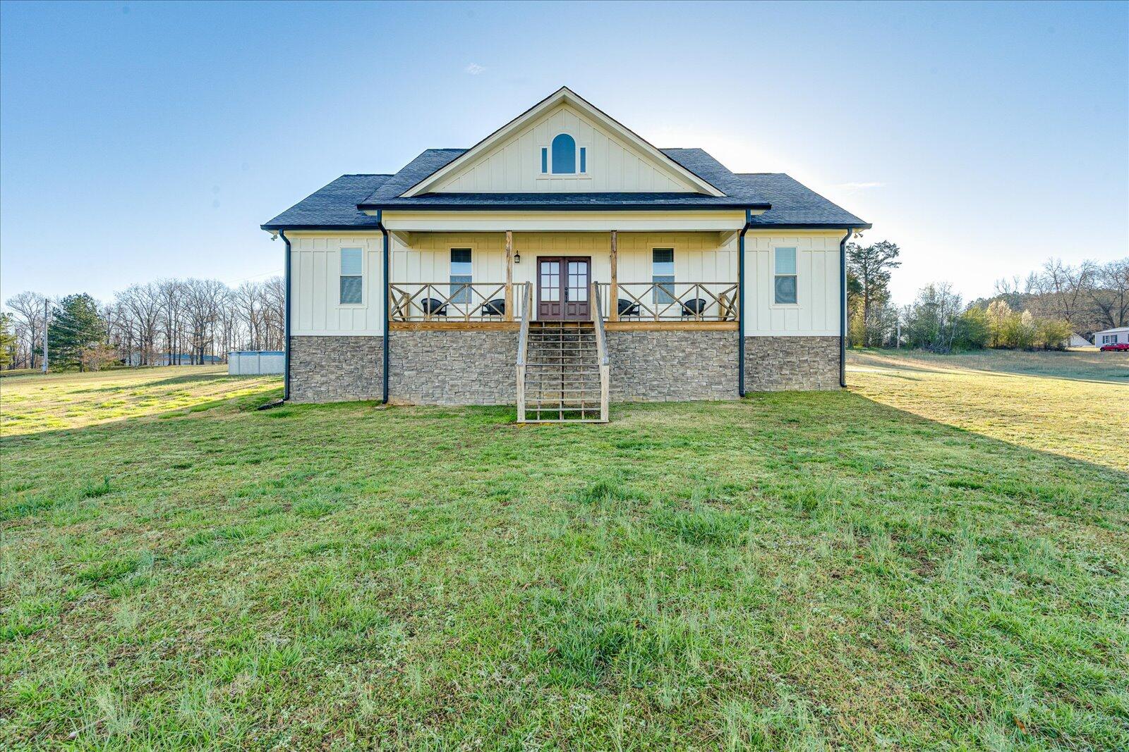 703 Co Rd 135, Stevenson, Alabama image 1