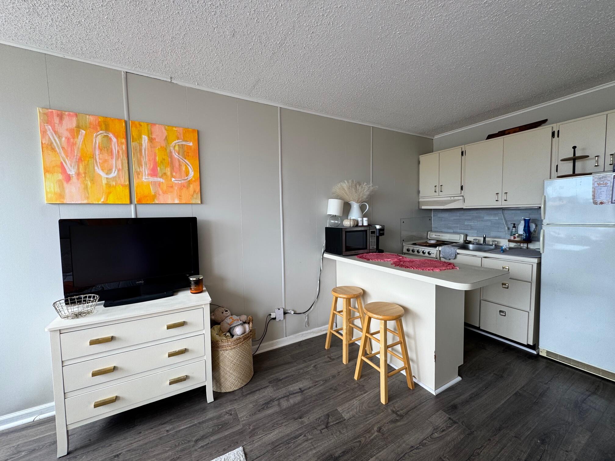 1700 Clinch Avenue #409, Knoxville, Tennessee image 6
