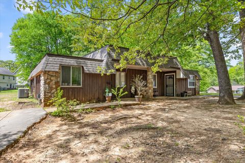 Photo of 5217 Hickory Woods Lane, Hixson, TN 37343 (MLS # 1532778)