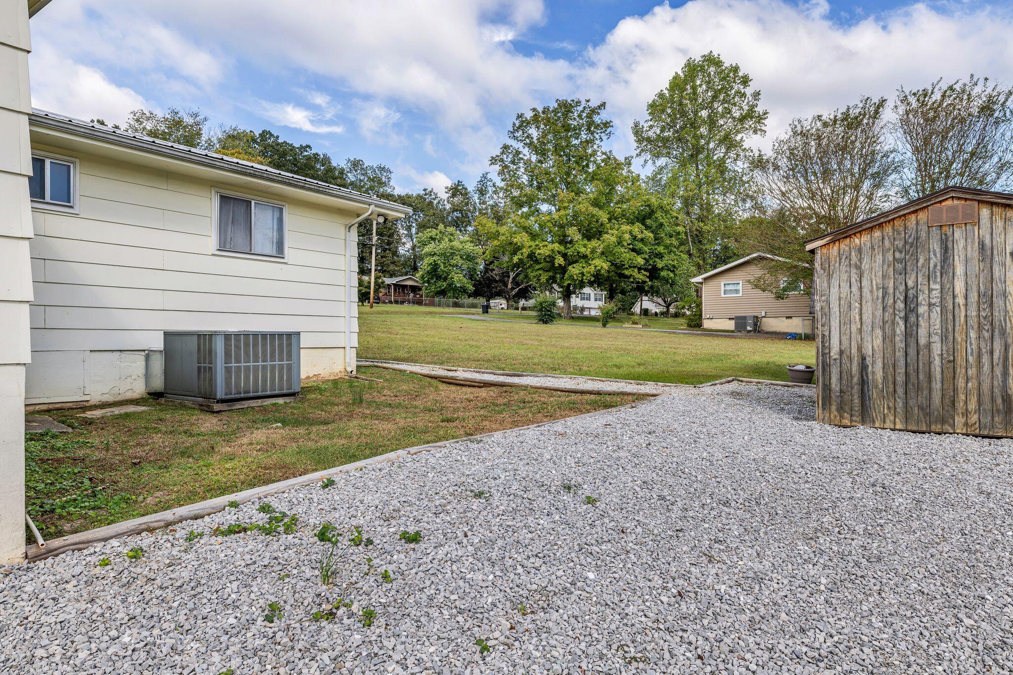 427 Oakwood Terrace, Chickamauga, Georgia image 25