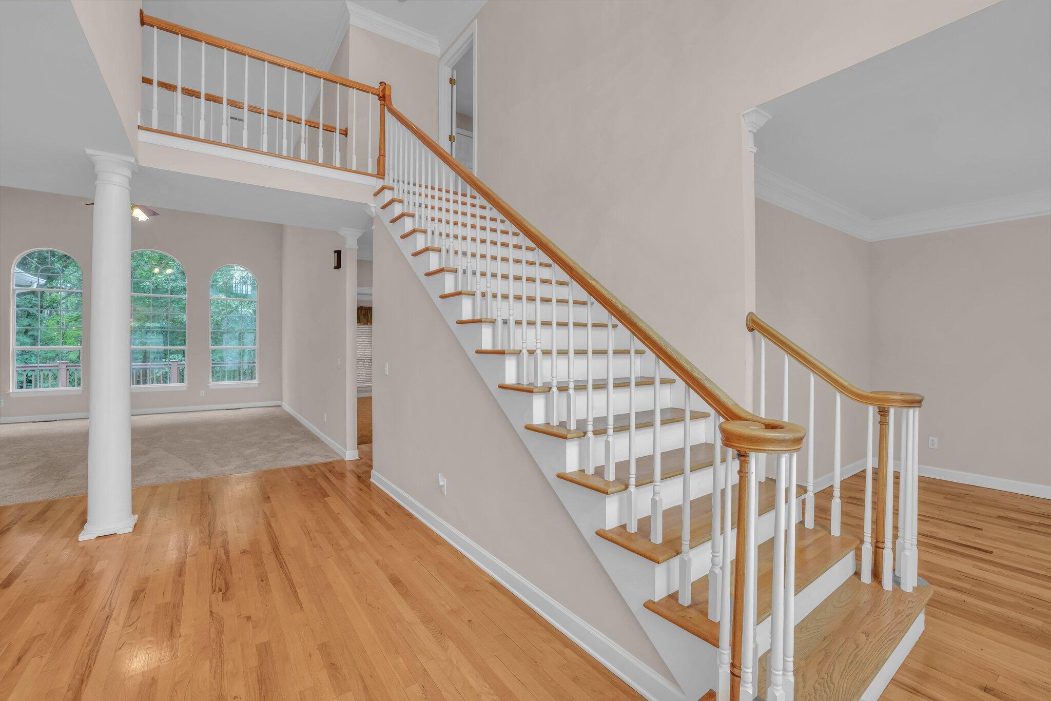 1658 Oakhurst Drive