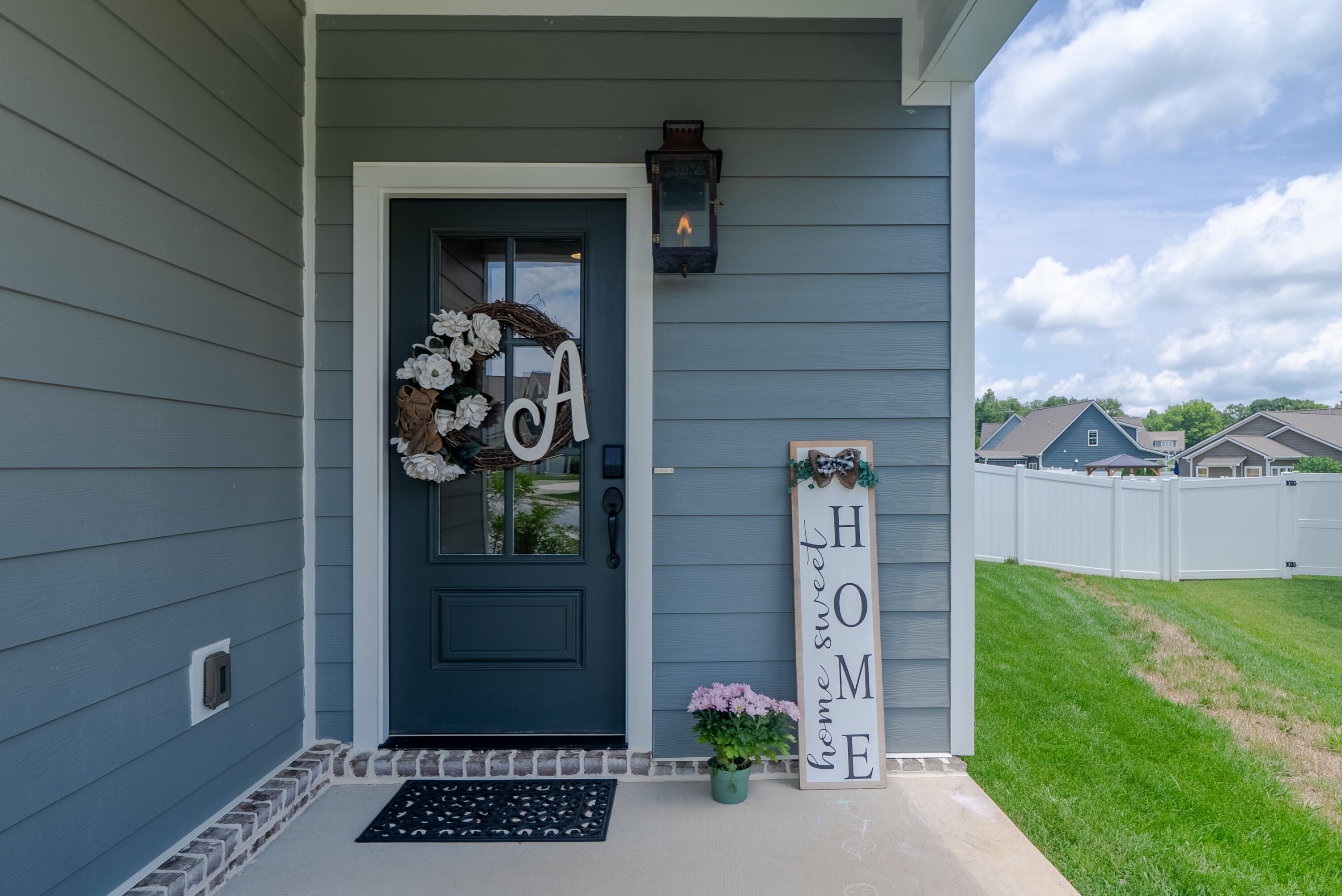 1229 Neyland Circle