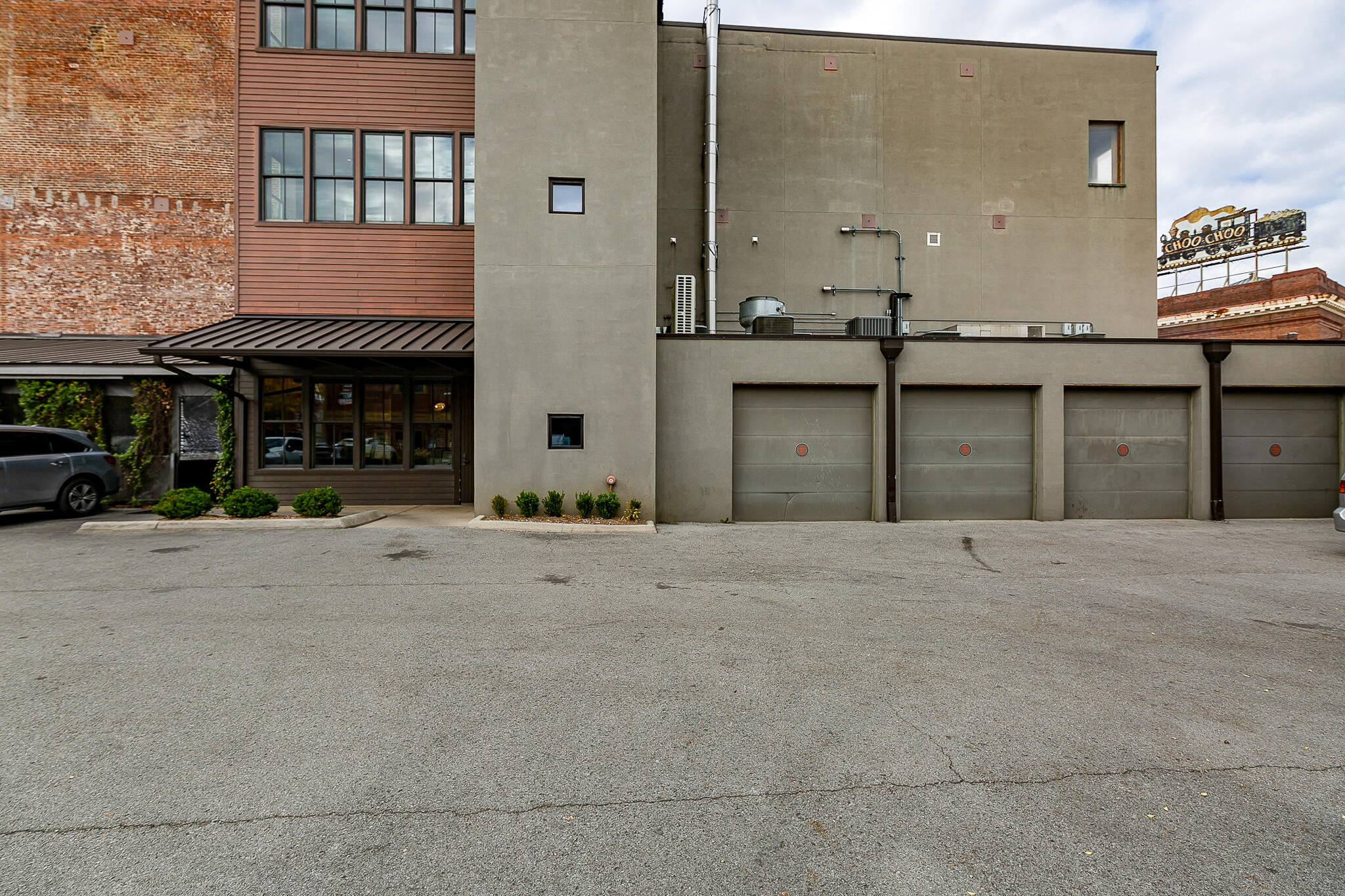 25 E Main Street #201-301, Chattanooga, Tennessee image 6