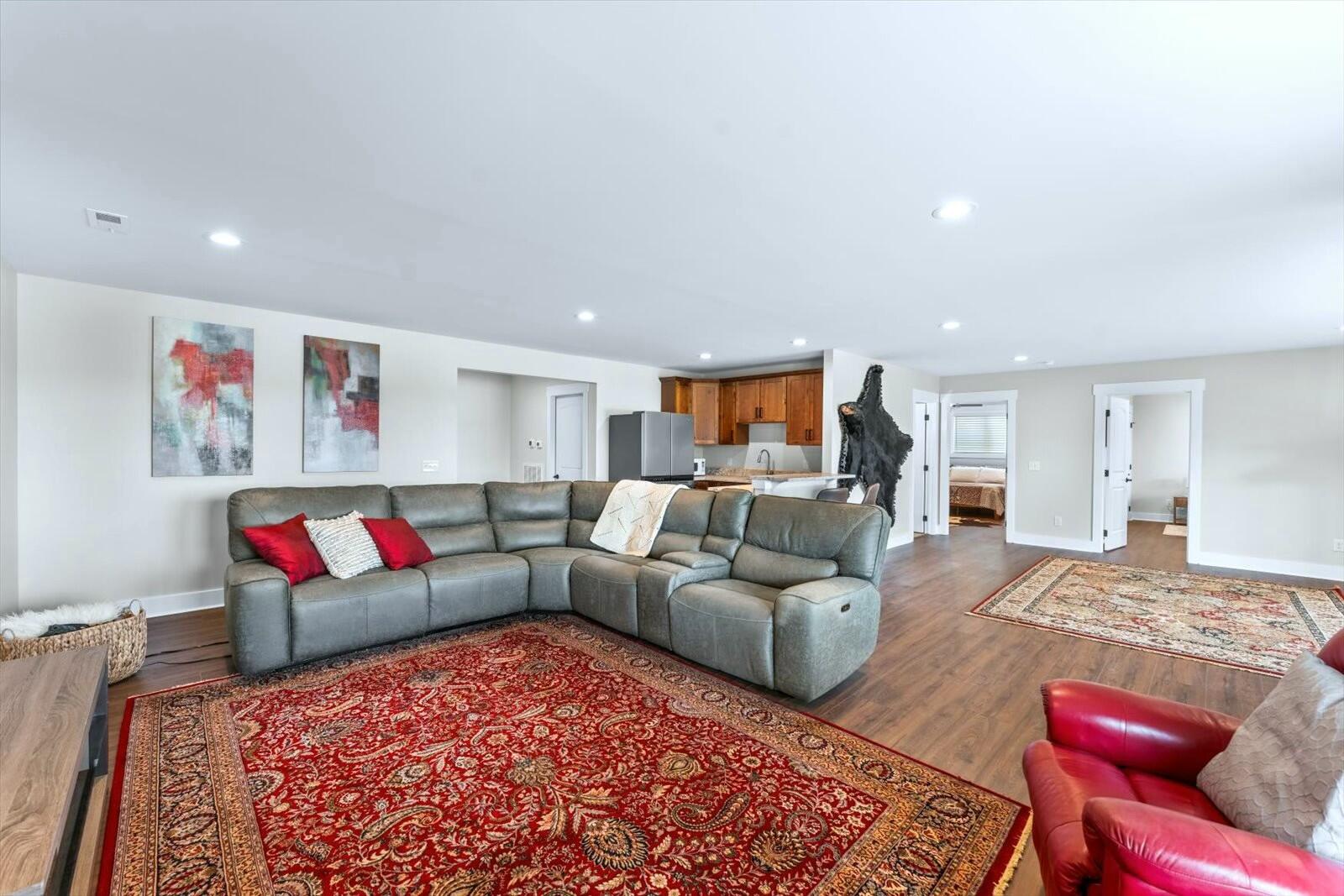 2036 Black Bear Pass, Harrison, Tennessee image 33