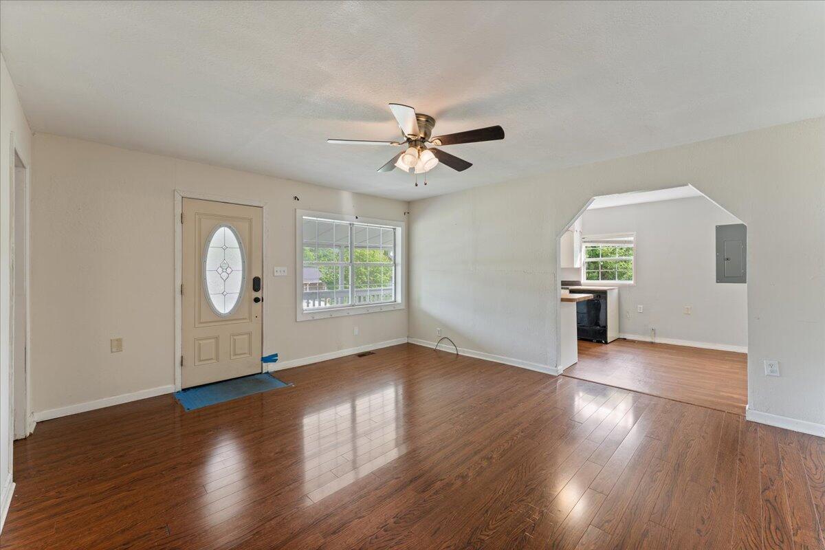 262 Walnut Avenue, Trenton, Georgia image 2