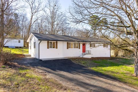 Photo of 1890 Plantation Drive SE, Cleveland, TN 37323 (MLS # 1525562)