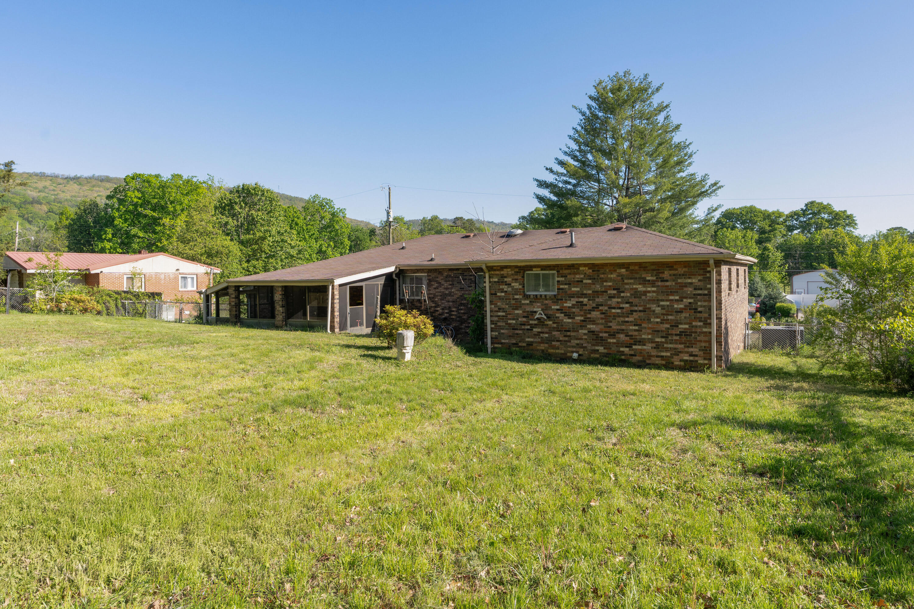 3316 Mountain View Drive, Chattanooga, Tennessee image 17