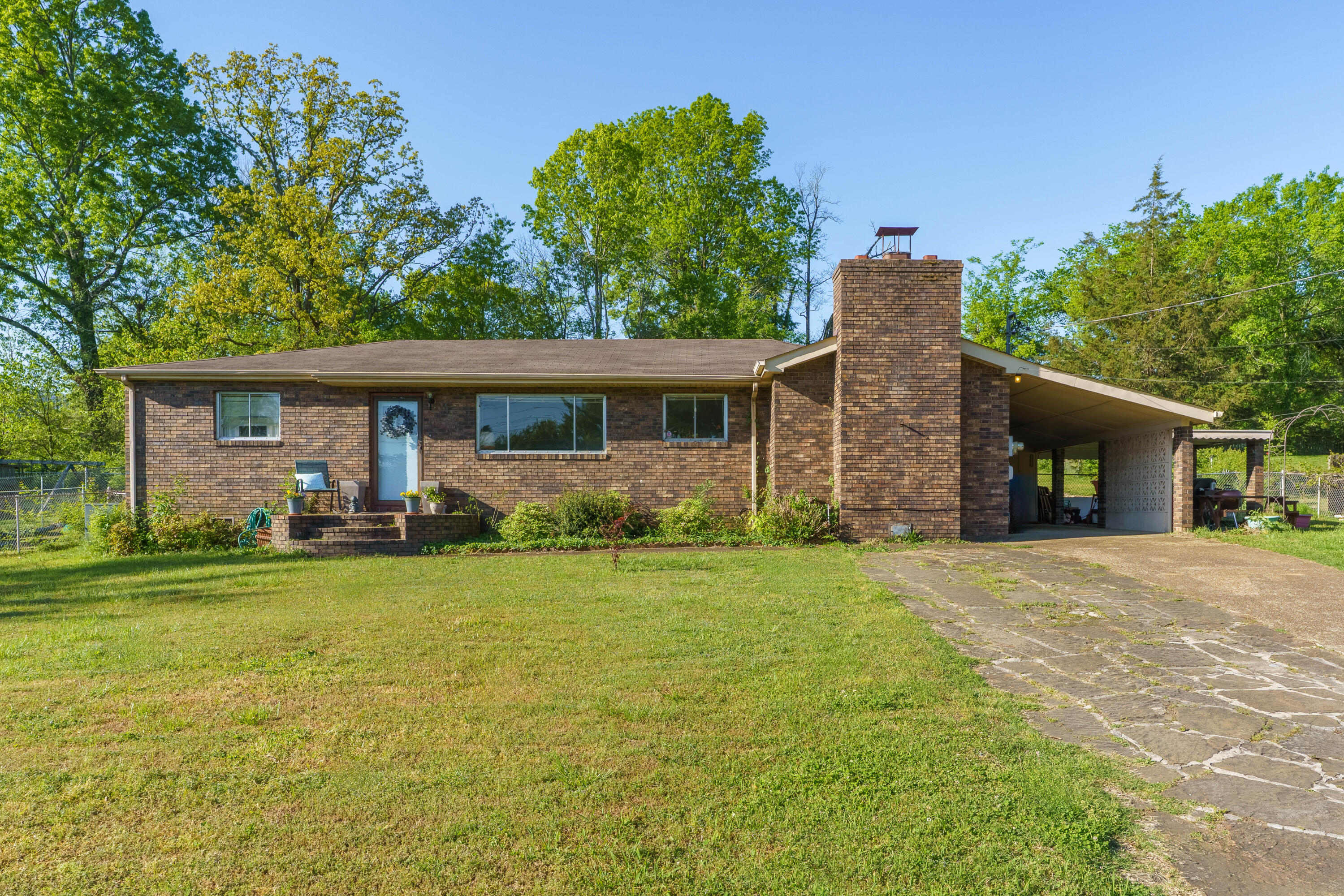 3316 Mountain View Drive, Chattanooga, Tennessee image 1