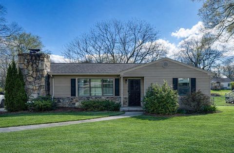 Photo of 29 Polk Circle, Fort Oglethorpe, GA 30742 (MLS # 1530629)