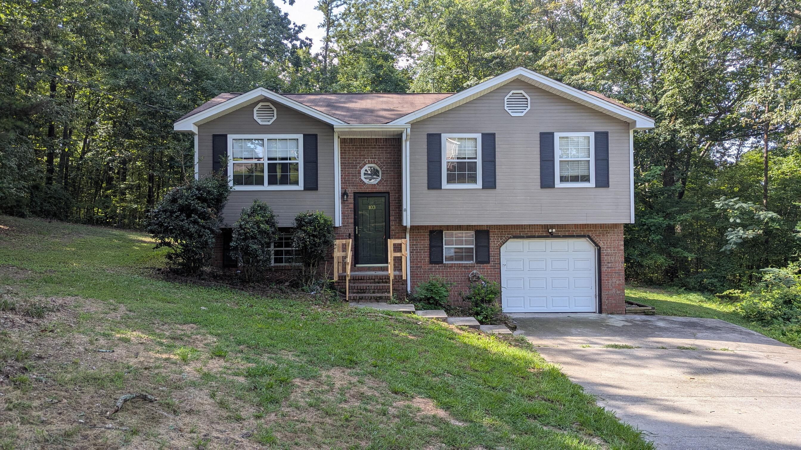 103 Ridgewood Circle