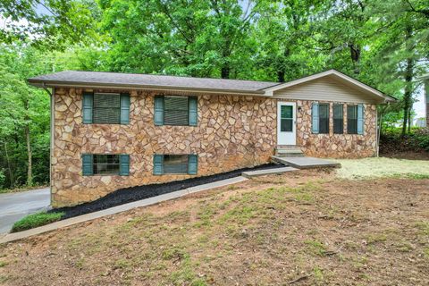 Photo of 376 Oakwood Circle NE, Cleveland, TN 37312 (MLS # 1534840)